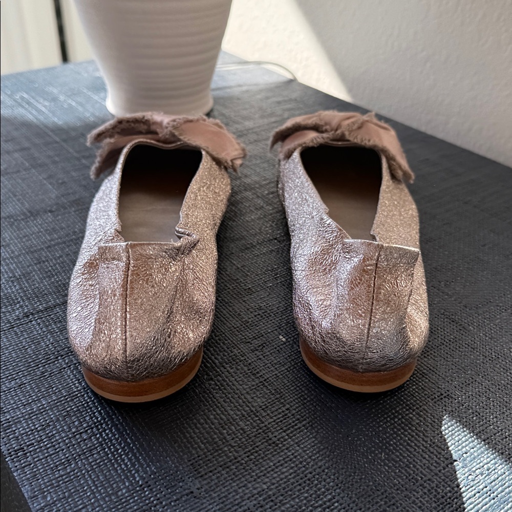 AGL Metallic Gold Blush Ballet Flats with Satin Bow - New Size 40 (US 10) - Picture 3 of 6